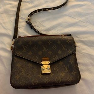 Authentic Louis Vuitton Monogram Pochette Métis